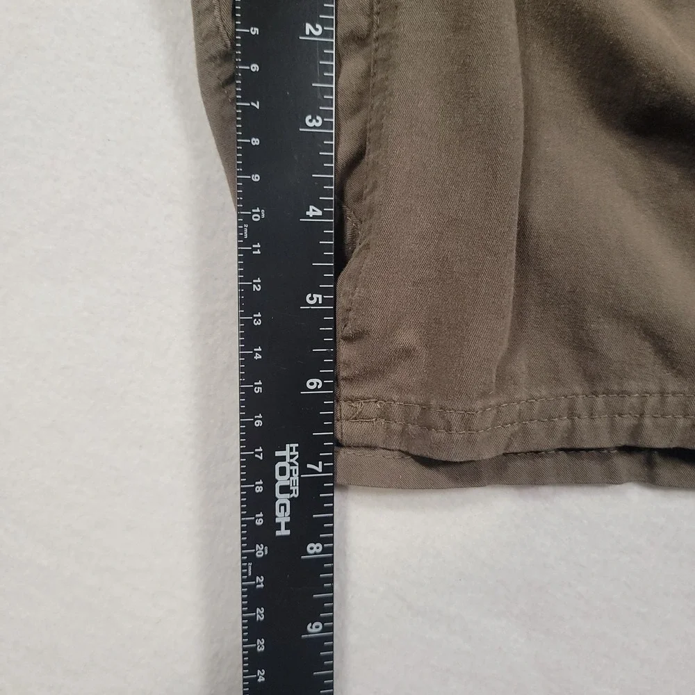 The North Face Men Field Utility‎ Shorts Medium Brown 6